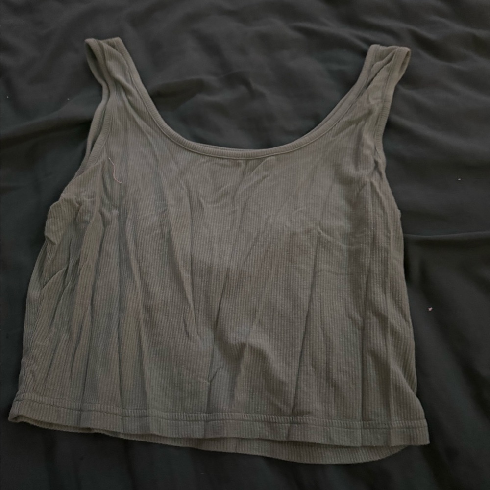 SHEIN Gray Fitted Crop Tank Top